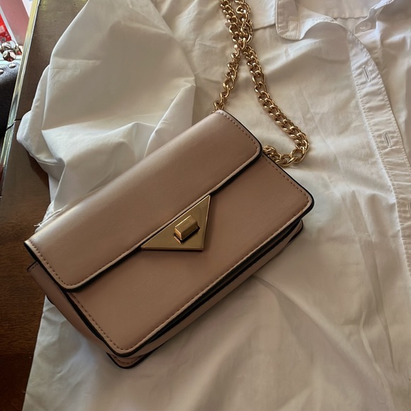 On The Go Bundle - Picture 14 of 16